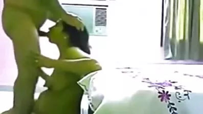 Befriet mor fucks og taler til datter