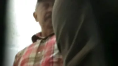 Slutty veninder angrebet af en sød pik