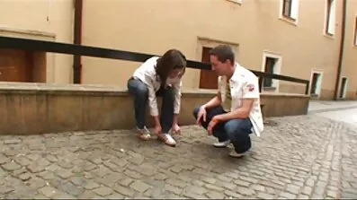 Hårdt fucking af en kvinde med en sports tyr