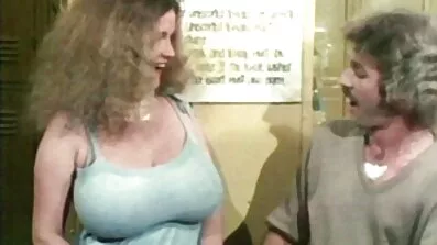 Ultra-kinky fyr nyder behagelige piger