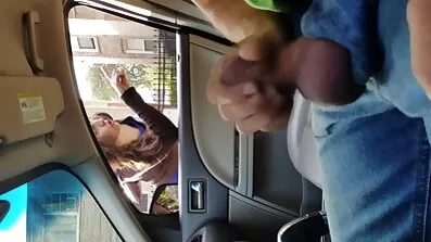 Sorthåret babe bragte mand til køn