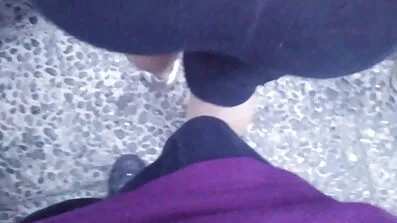 Imødekommende kurver behandle hinanden med pussies